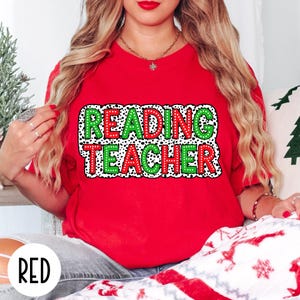 Comfort Colors Christmas Reading Interventionist Shirt, Reading Teacher Gift,Intervention Teacher,Phonics Reading T-Shirt Tee,Literacy Coach