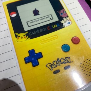 Pokemon Gameboy Sticker Genger Spruch Just Keep Going Bro Sticker Pikachu Togepi Pummeluff