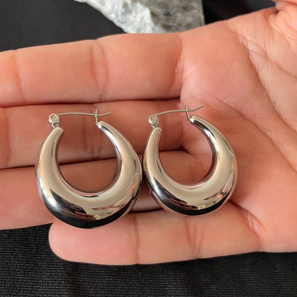 Silver Thick Hoop Earrings for women,Vintage Silver Hoop Earrings,Wide Hoops,Chic Medium Silver Hoop,Minimalist Style Earrings, Gift for her