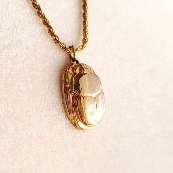 Vintage Signed Napier Scarab Egyptian Revival Golden Beetle Hieroglyph Pendant Charm 1970s Chain Necklace Manifestation, Sun Symbol