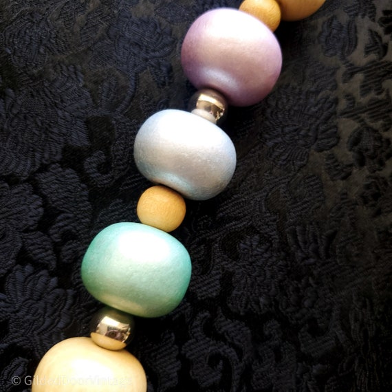 Vintage 1980s Pastel Rainbow Wooden Necklace, Bea… - image 3