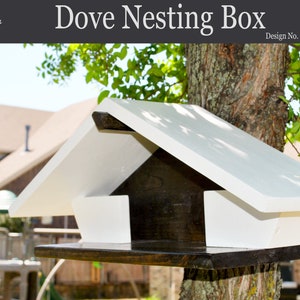 Modern Birdhouse Dove Nest, handmade dove nesting shelf, nesting bird shelf, minimalist modern design for chic birdlovers.