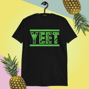 Vintage Yeet Funny Saying Meme For Men Women Boys Youth Kids T-Shirt