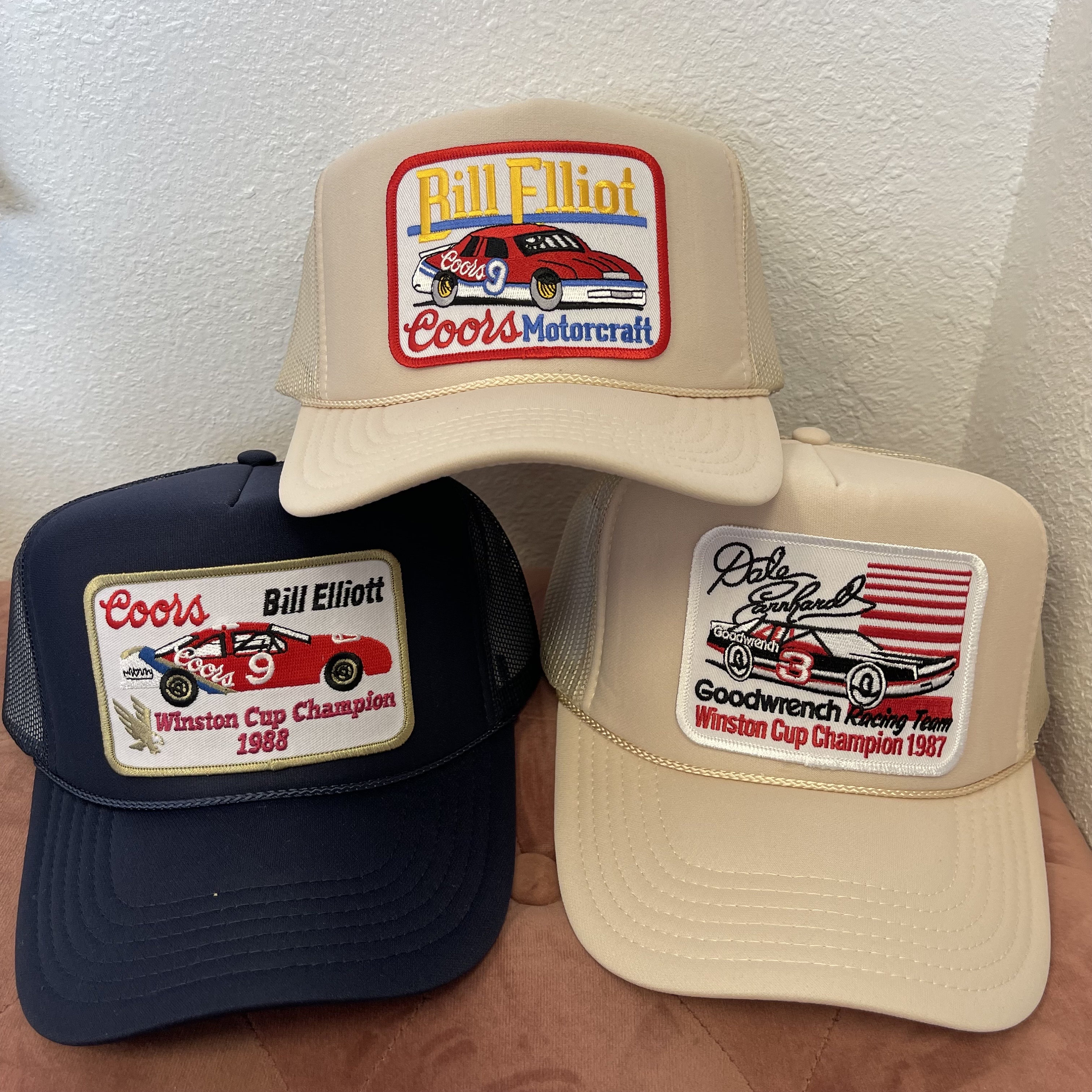 【ビンテージ】コーデュロイトラッカーキャップ　80's COORS 赤×白 ビンテージ】コーデュロイトラッカーキャップ 80s Coors 赤×黄