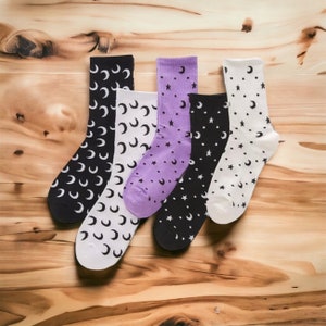 Witchy Moon and Stars Socks / Cute Cozy Cotton Sox / Lavender / Festival Outfit / Witch Spooky Halloween Fashion