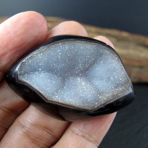 Cabochon di agata drusa: pietra naturale (48 mm x 31 mm)