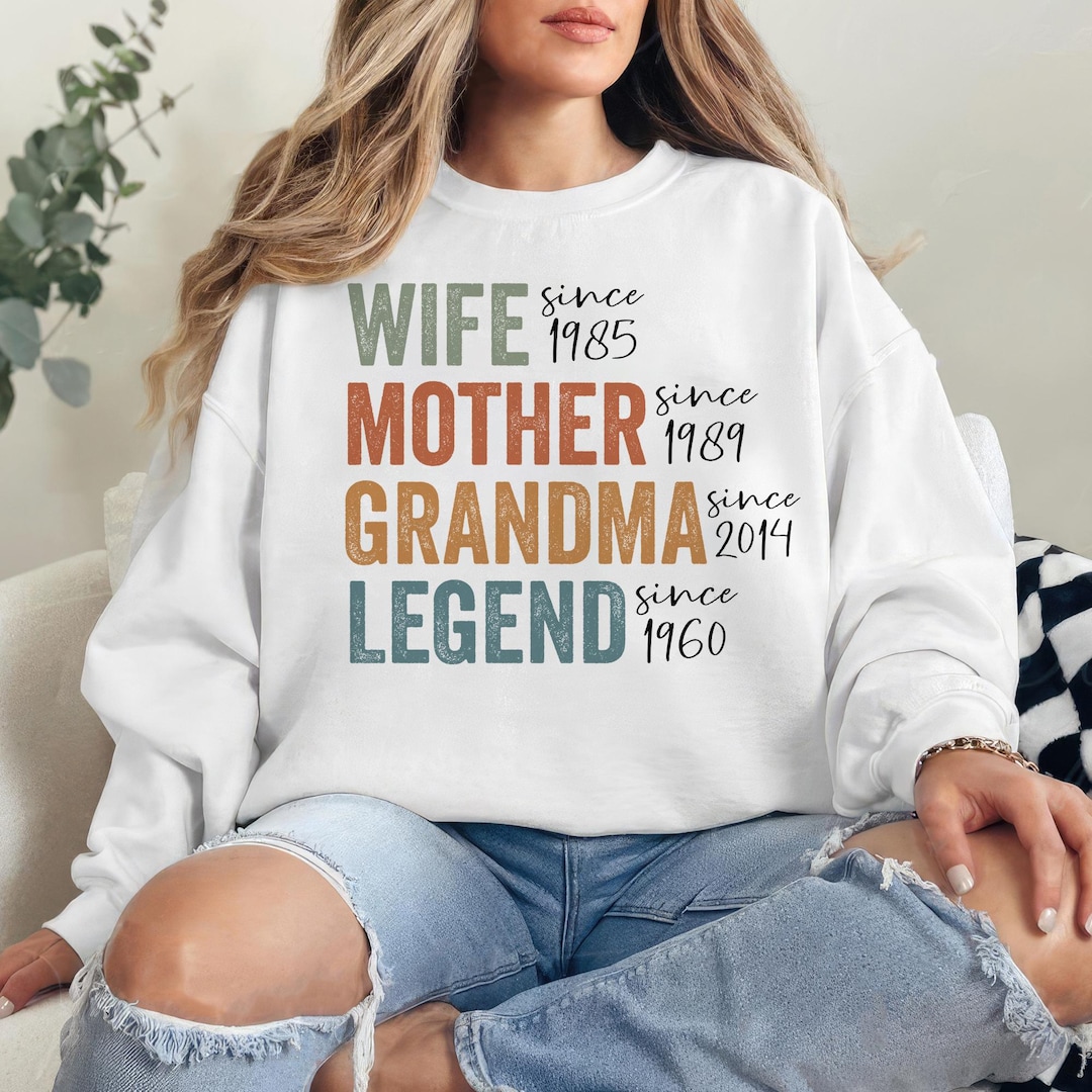 Proud New Grandma Since 2017 - Cute Mother's Day T-Shirt Mom main image 1