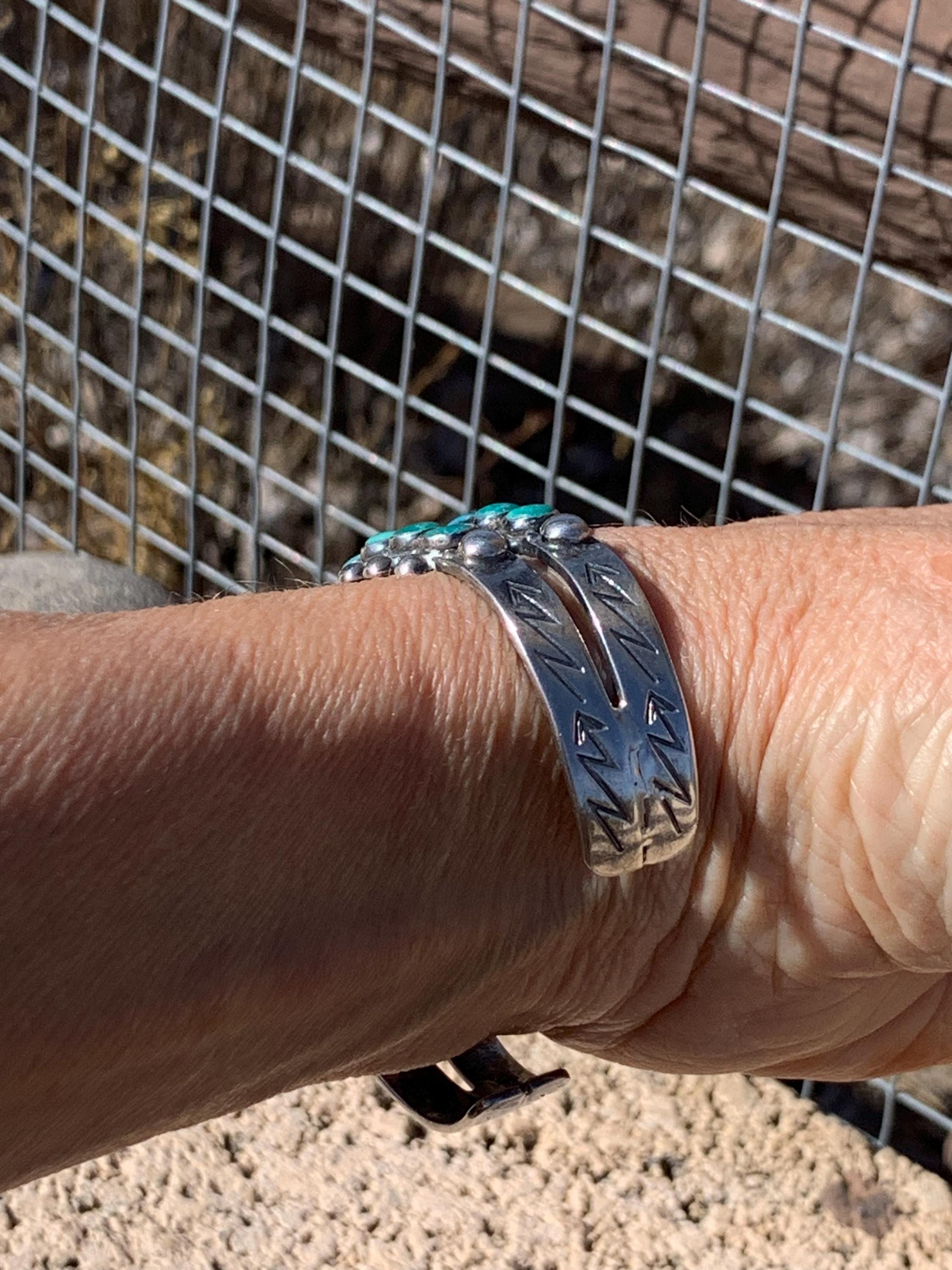 Vintage Zuni Turquoise Sterling Silver Needlepoint Cuff Bracelet