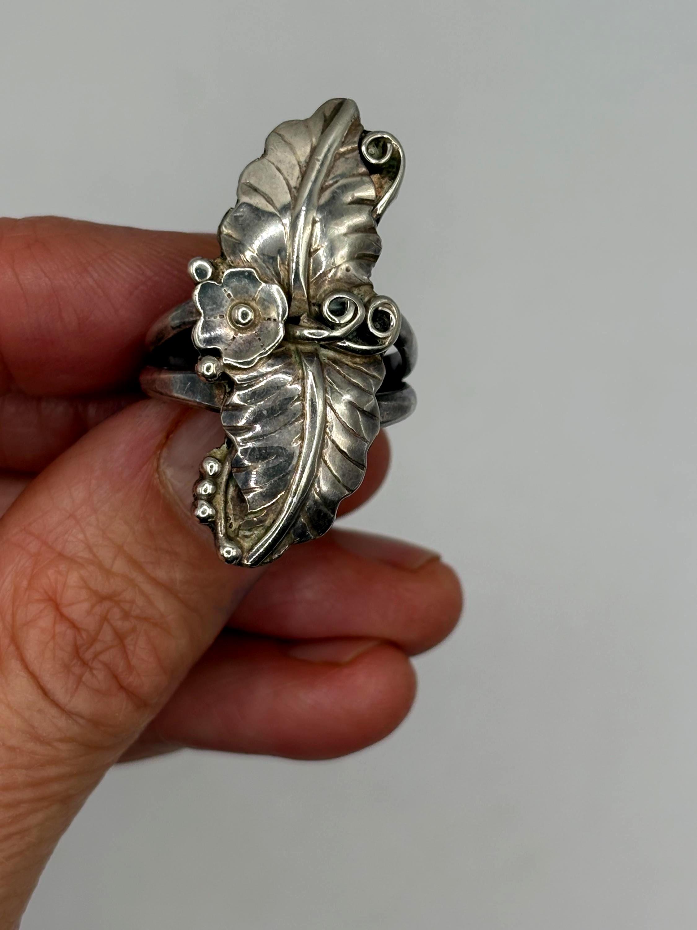 Eddie Secatero Sterling Silver Ornate Flower Leaf Vintage Size 8