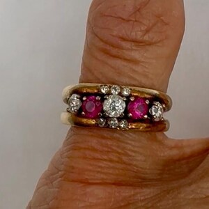 Anello vintage unico in oro 14 carati con rubino rosa, zaffiro bianco e diamanti, misura 4.5.
