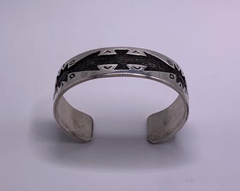 Handmade vintage sterling silver Hand-stamped cuff bracelet, Navajo