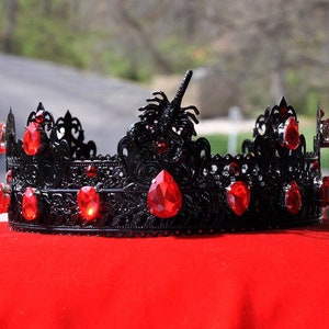 SCORPIO Black Gothic Crown, King Crown, Male Crown, Men&#39;s Crown, Crowns and Tiaras, black, Medieval, Head Accessories, Custom halloween