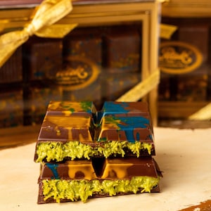 Petek 1942 - Famous Dubai Chocolate | Dubai Chocolate Bar Pistachio Knafeh | Dubai Kunefe Chocolate with Plenty of Kadayif