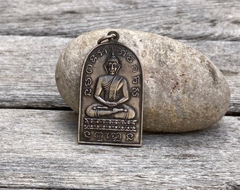 Temple Meditation Buddha Pendant Amulet Yoga Jewelry