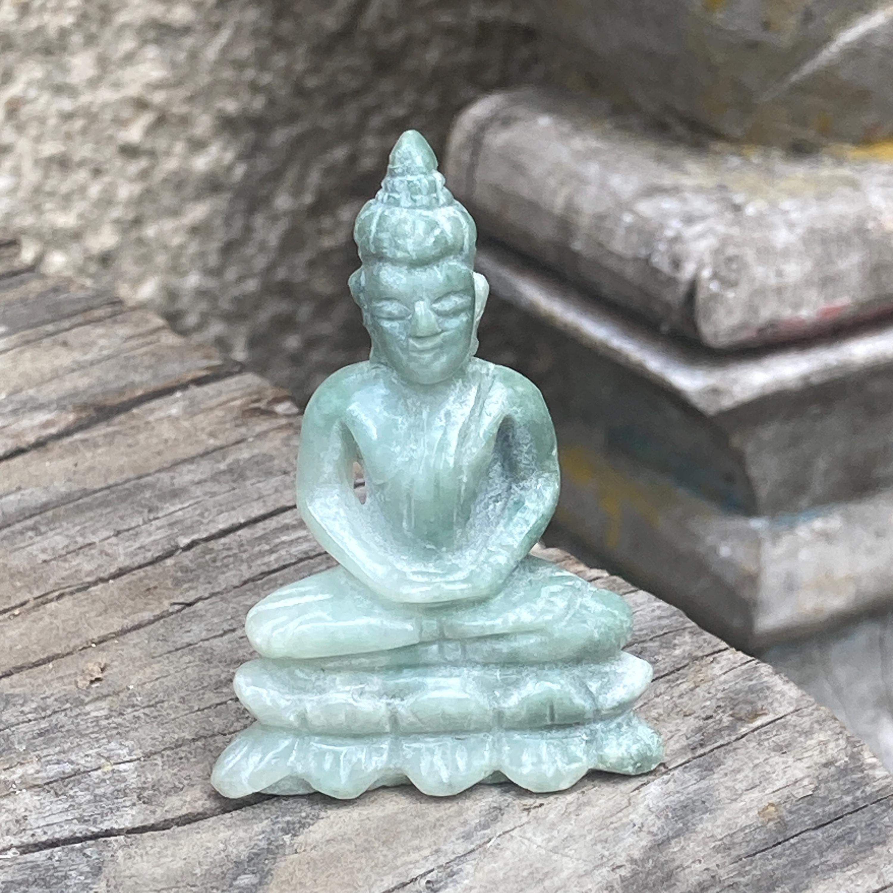 翡翠風 緑色 仏像 置物 座像の緑の翡翠仏像 室内装飾 - Etsy 日本