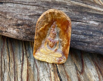 Meditation Jade Buddha Amulet