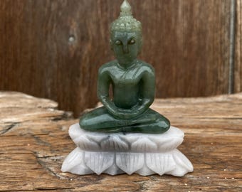 緑の翡翠の仏像 - Etsy 日本