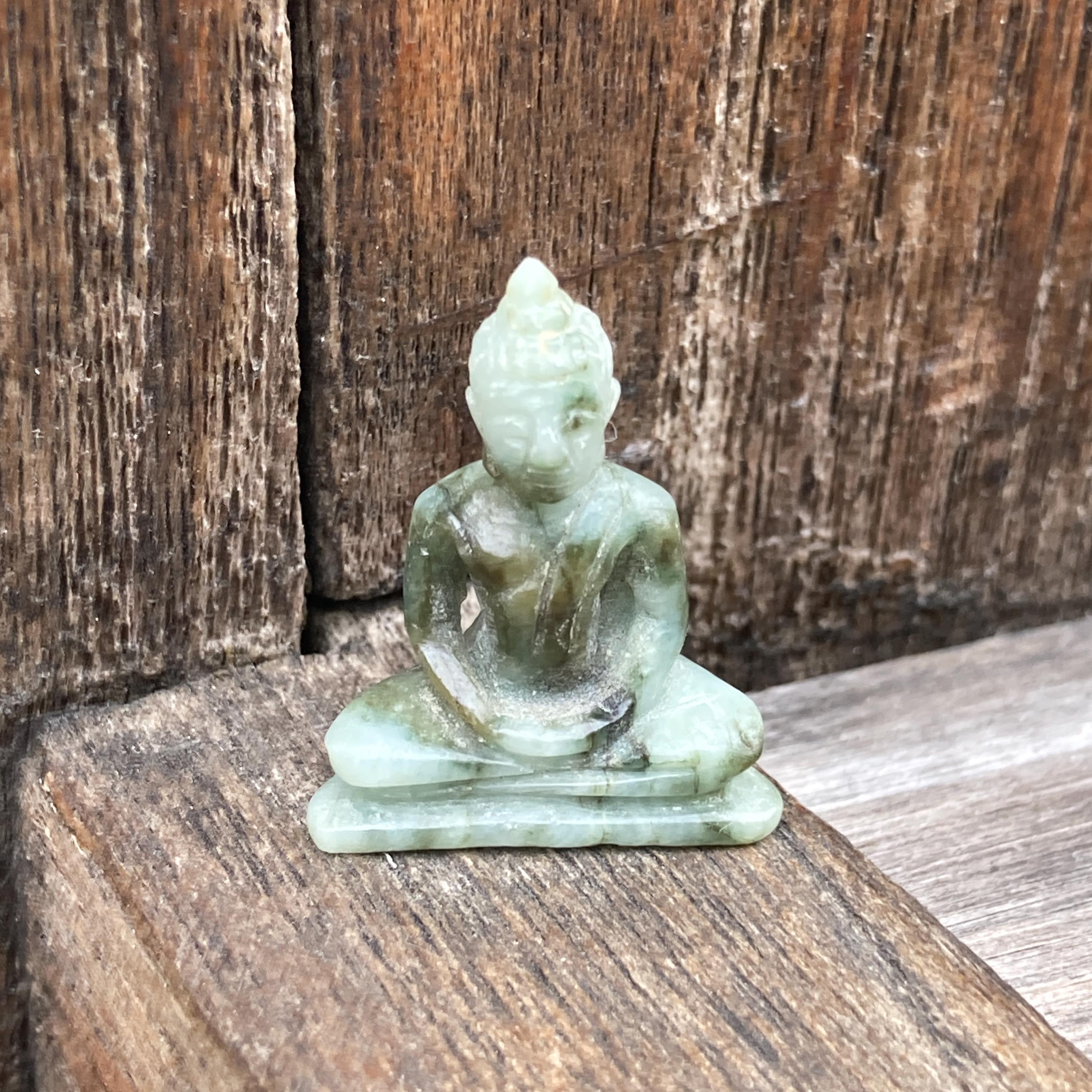 翡翠風 緑色 仏像 置物 座像の緑の翡翠仏像 室内装飾 - Etsy 日本