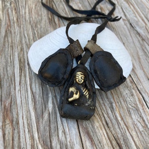 Tibetan Buddhist Amulet Prayer Protection Ornament