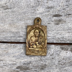 Temple Buddhist Monk Pendant Amulet Jewelry
