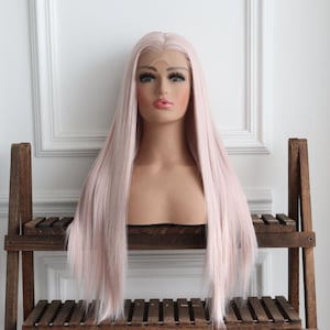Perruque lace frontale rose clair naturelle 13 x 4 Perruque