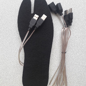 Split Toe Heated Insoles: USB Powered Tabi Boot Warmers