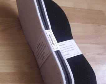 2 Pairs perforated felt insoles for crochet slippers and shoes