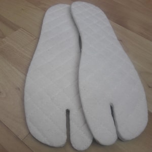 Tabi Wool Insoles: Split Toe, Japanese Shoes & Boots