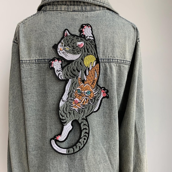 Japanese Yokai Cat Patch – Bakeneko / Nekomata Embroidered Appliqué with Dragon Motif | Iron-On Patch for Jackets & Streetwear