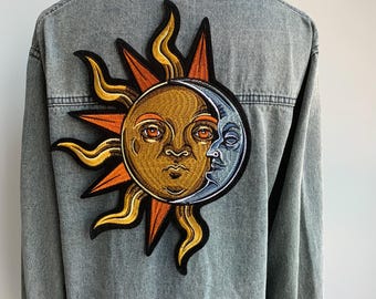 Boho Sun & Moon Face Embroidered Iron-on Patch: Celestial Yin Yang Applique