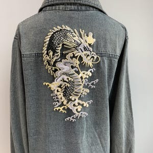 Chinese-Style Embroidered Dragon Iron-On Patch - Appliqué with Mythical Charm