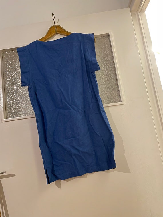 Kurzes, blaues Vintage-Kleid mit coolen "Ärmeln" - image 4