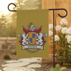Personalized Vintage Heraldic Family Crest Yard Flag Custom Coat of Arms Garden Banner Personalized Medieval Outdoor Decor with Surname