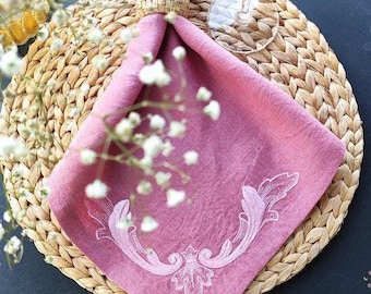 Personalized Monogrammed Linen Dinner Napkin Set - Custom Embroidered Reusable Wedding Napkins