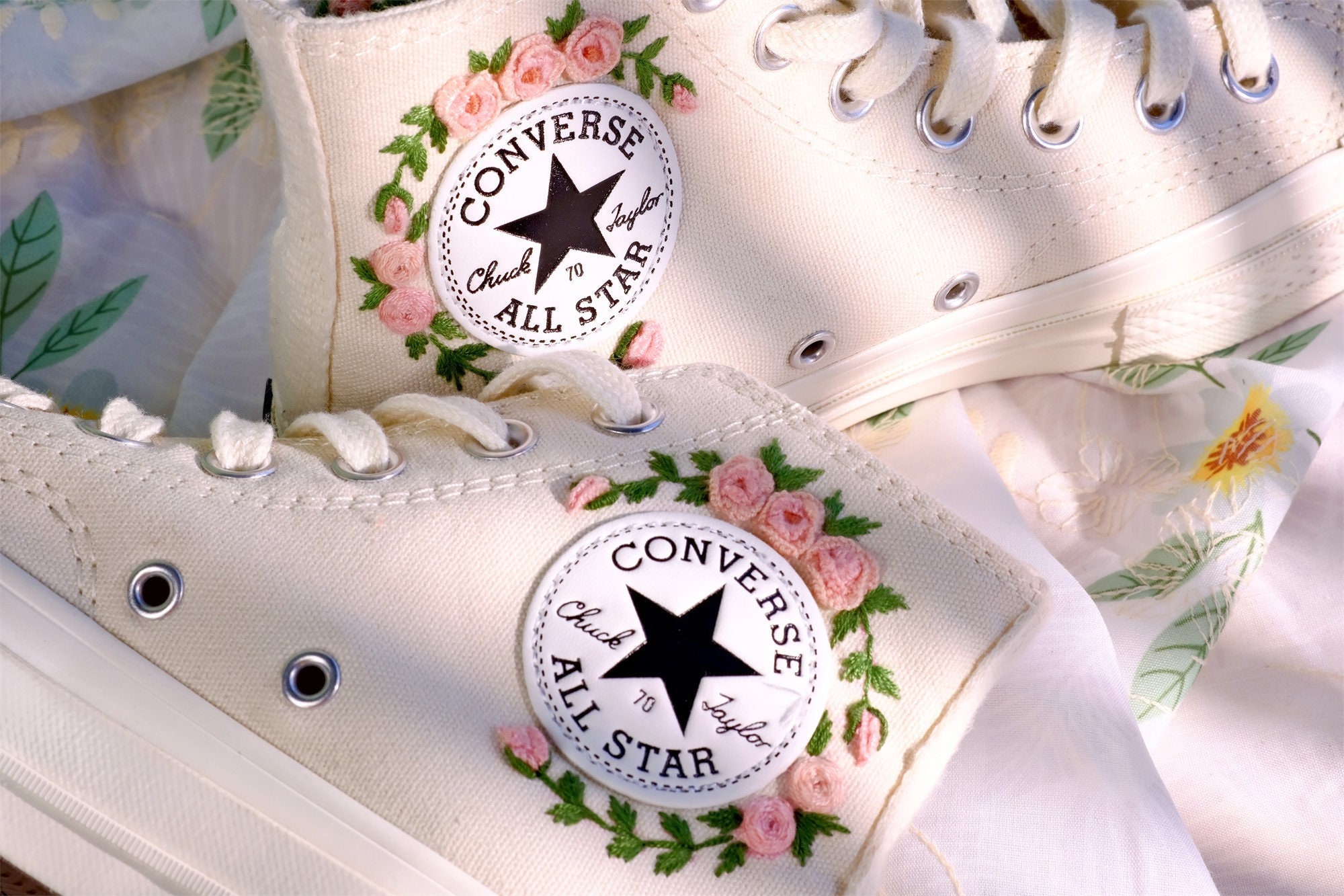 converse chuck taylor spring flowers