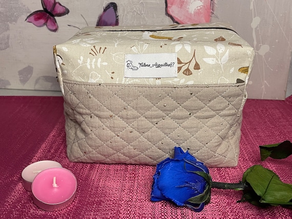 Quilted toiletry bag for baby or child