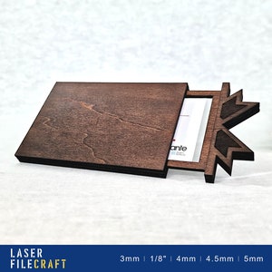 Personalisierte Geschenkkartenhalter-Vorlage. Kommerzielle Lizenz. SVG-Dateien für den laserfertigen Schnitt. svg, Ai, Lbrn2. Laser Cut Files (digitales Produkt)