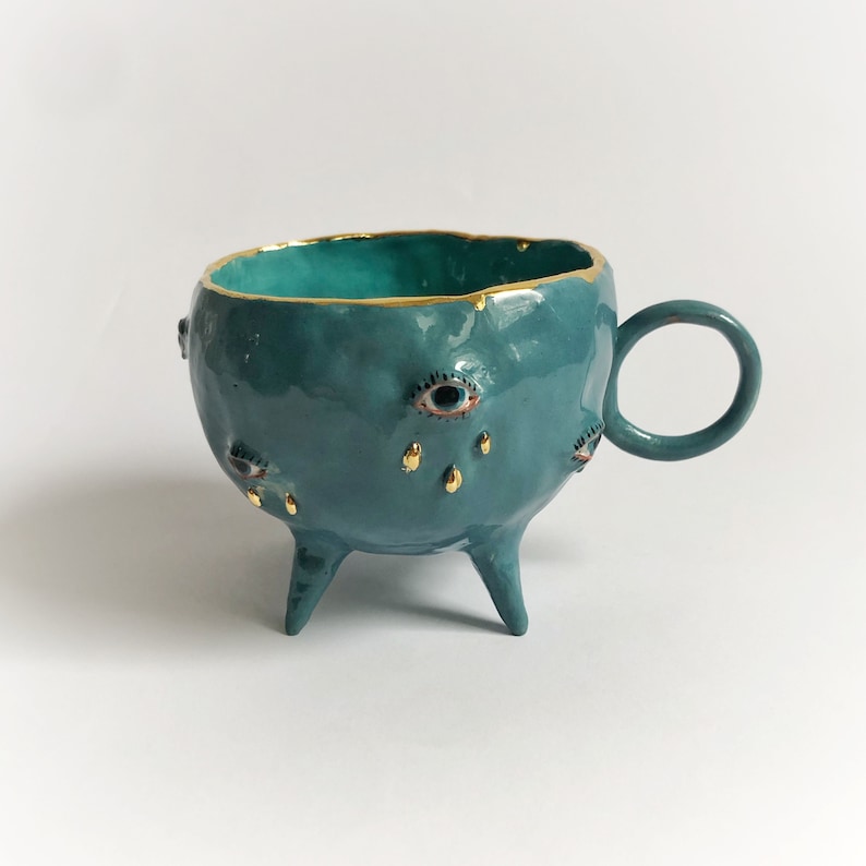 Ceramic eye tears motif