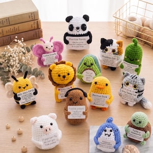Peluche de ganchillo para apoyo emocional / Compañero de escritorio con afirmaciones positivas / Regalo motivacional / Animal amigurumi