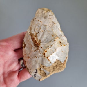 French Pretty Lower Palaeolithic Handaxe from St Front, Dordogne. image 3