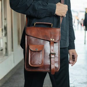 Personalized Leather Crossbody Satchel Bags for Women & Men, Leather Cross Body Purse Cute Designer Handbag Shoulder Bag, Gift for Him / Her