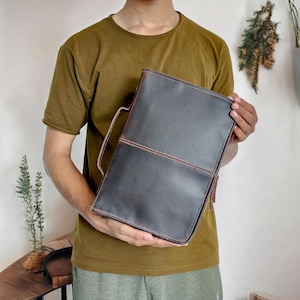 Personalisierte Leder Bibelhülle, gravierte Bibelhülle, personalisierte Bibel, Benutzerdefinierte Buchumschlag, religiöses Geschenk, benutzerdefinierte Bibel, Ledertasche