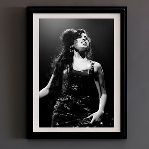 Amy Winehouse Black and White B&W Photographic Print, Live Music Wall Art, Concert photography - Back to black tour poster