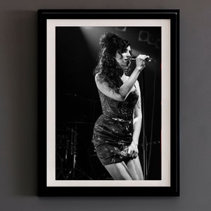 Amy Winehouse Black and White B&W Photographic Print, Live Music Wall Art, Concert photography - Back to black tour poster