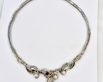 Collana vintage in argento sterling e perle autentiche con giglio di calla, firmata Hagit Gorali