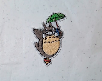 Totoro, patch thermocollant brodé, top qualité, parapluie, amis.