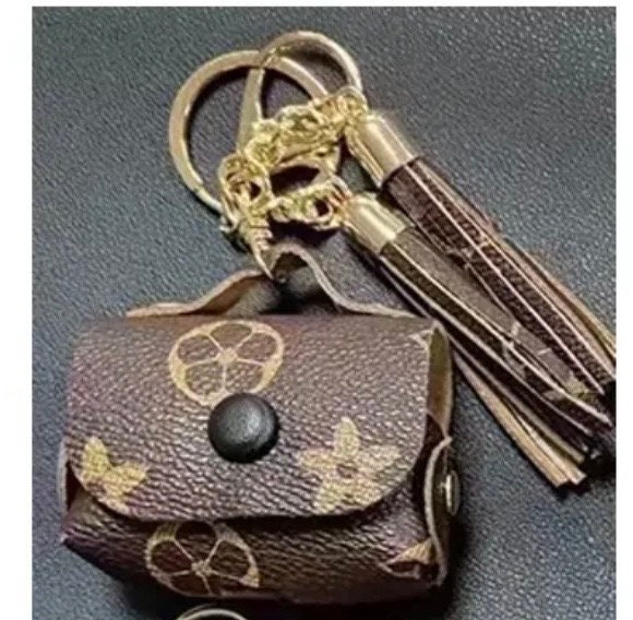 Buy AirPod Case Louis Vuitton Online In India -  India