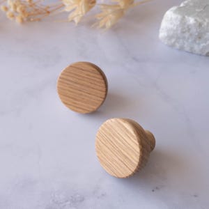 Ladeknop van FSC eikenhout: houten kastknoppen, houten deurknoppen, ronde kasttrekker, ladetrekkers, dressoirknoppen