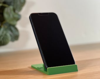 Customizable phone holder
