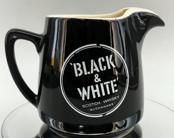 Pichet en céramique, noir blanc, whisky écossais, buchanas, Wade Royal England